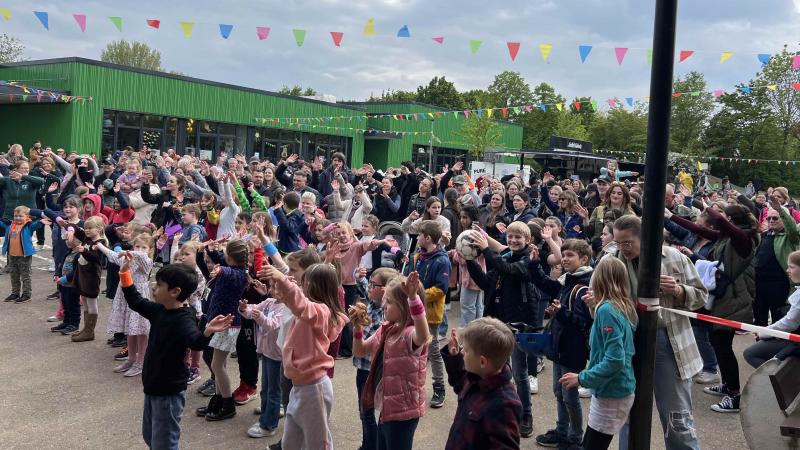 Alleinunterhalter Thomas Röcher beim 40. Jubiläum in Kerpen-Sindorf